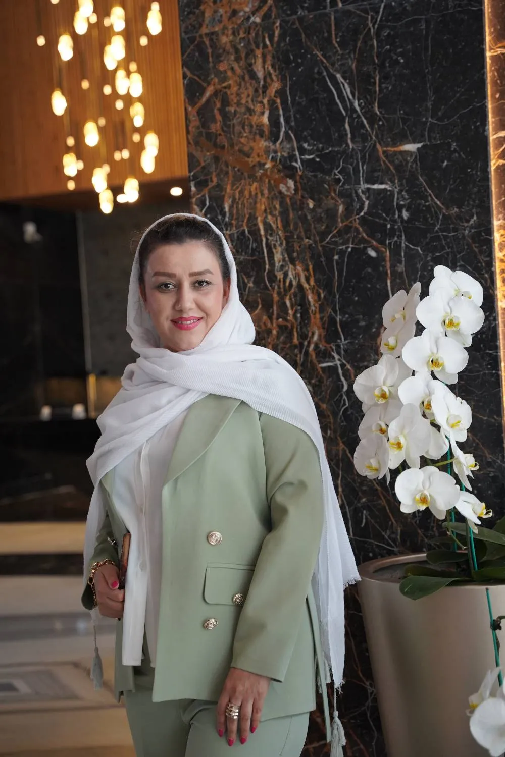 ساناز فراهانی
